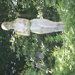 Апартаменты Wohlfuehloase Fuer Natur- Und Gartenliebhaber By Interhome *