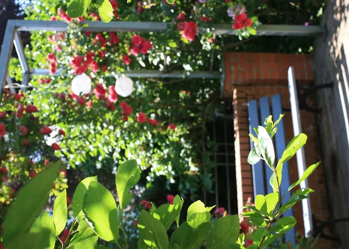 Wohlfuehloase Fuer Natur- Und Gartenliebhaber By Interhome *